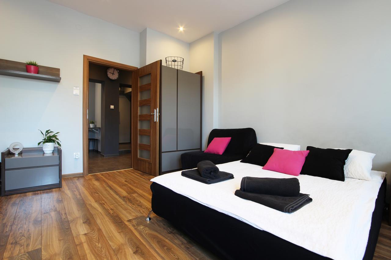 Rainbow Apartments 1 كراكوفيا المظهر الخارجي الصورة